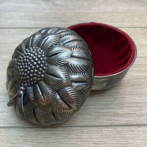 Bee & Flower Silver Plated‎ Trinket Box